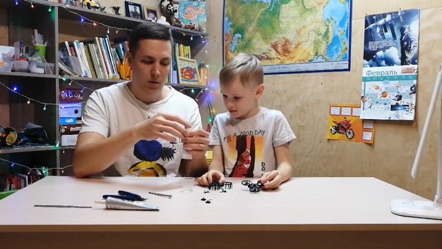 Летающий спиннер - Разборка и сборка // Flying Spinner - Disassembly and Assembly смотреть онлайн