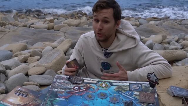 Крутейшая игра на компанию - Кто накормит Кракена?! Обзор на лучшую мафиеподобную игру. смотреть онлайн