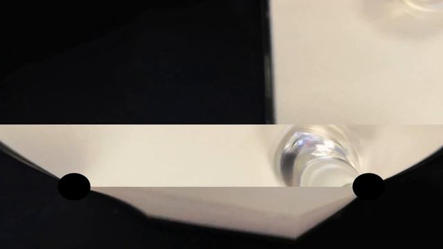 Убираем воздушные пустоты под защитными стёклами телефонов.