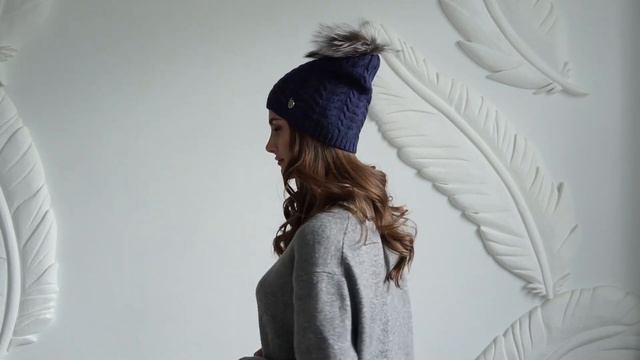 Женская шапка Mira Adriana . Артикул: 7.565-07 МА.Y.р смотреть онлайн