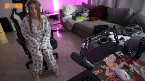 ГАЕЧКА ПОКАЗАЛА НОВЫЙ НАРЯД И СПАЛИЛА Ж0ПУ НА СТРИМЕ!  ТГ В ЗАКРЕПАХ