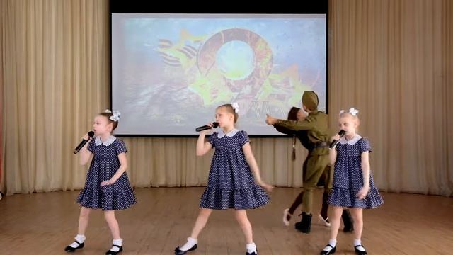 Патриотические песни - Тучи смотреть онлайн