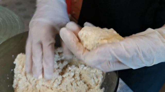 Сырники с грушевым джемом