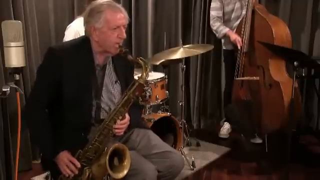Larry Mckenna Quartet Live смотреть онлайн