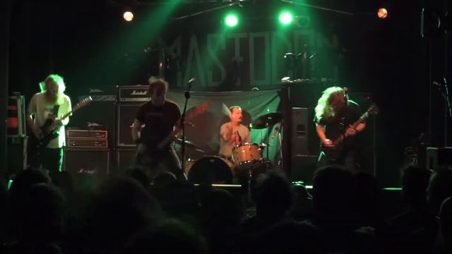Red Fang - Throw up - Live in Berlin, 12/31/2012 (extract) смотреть онлайн