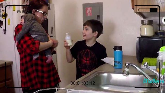 Мама очень хотела спать. Но вместо этого сын настоял на обращении в больницу… смотреть онлайн