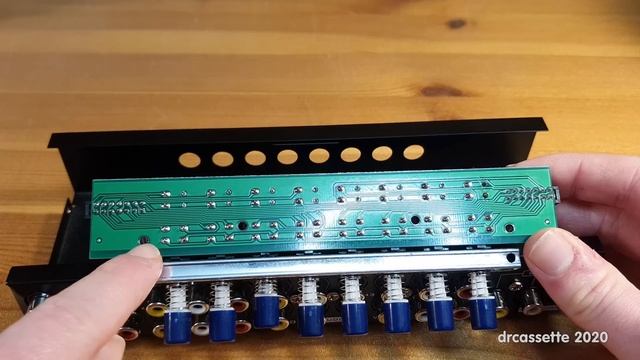 8 port AV switch box review and signal ground modification смотреть онлайн