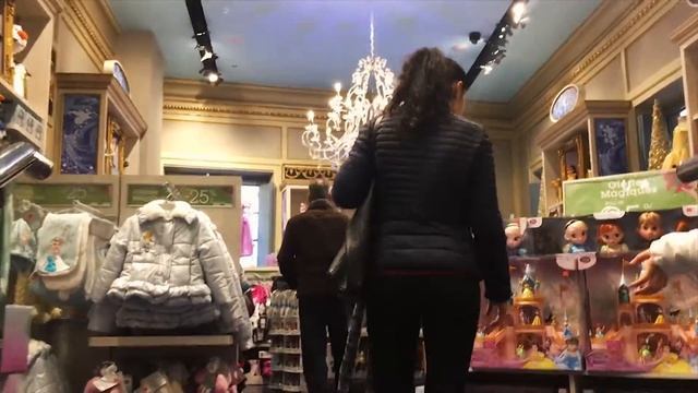 Dos Vlog #98: Unboxing подарков! Выбираем подарки в Барселоне! | Влог про жизнь в Испании смотреть онлайн