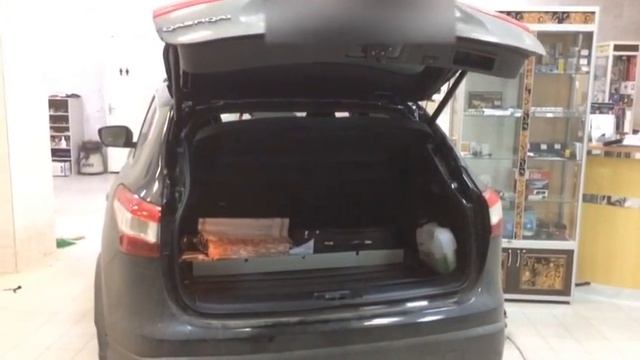 LiftPilot - электропривод багажника для Nissan Qashqai J11 2014+ смотреть онлайн