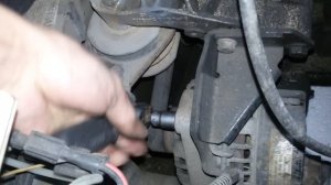 Натяжения ремня генератора ВАЗ 2110