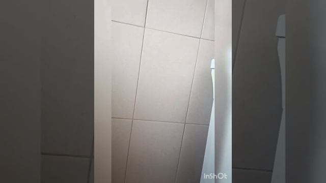 Клеем Плитку на монтажную пену смотреть онлайн