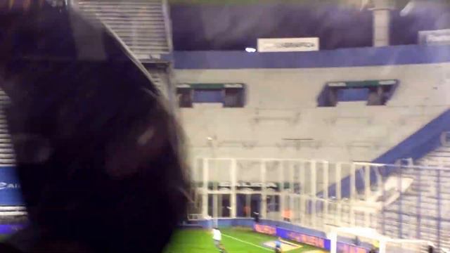 Hat trick de Mariano Pavone / Vélez 5 - Sarmiento 1 (Fecha 28) смотреть онлайн