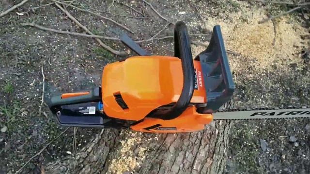 Распилить на доски яблоню грушу бензопилой смотреть онлайн