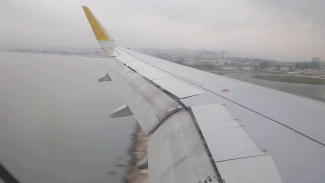 Nice Côte d'Azur NCE airport, approach and landing смотреть онлайн