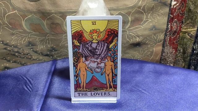 THE LOVERS Tarot card explained смотреть онлайн