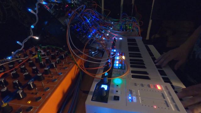 Live Glitch music performance using Arturia Keystep Pro to control Eurorack & Soma Synth's Pulsar 2 смотреть онлайн