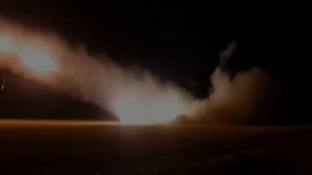 Футаж Залп ракетной установки смотреть онлайн