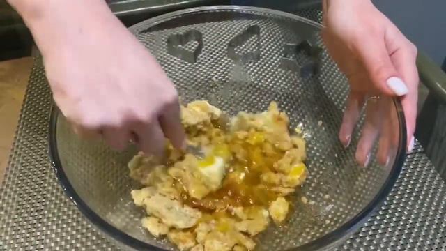 Готовим имбирные пряники / Cooking gingerbread cookies смотреть онлайн