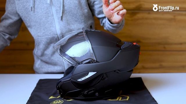 Airoh REV 19. Итальянский модуляр 2 в 1. Обзор. Как быстро снять и установить визор и пинлок. смотреть онлайн