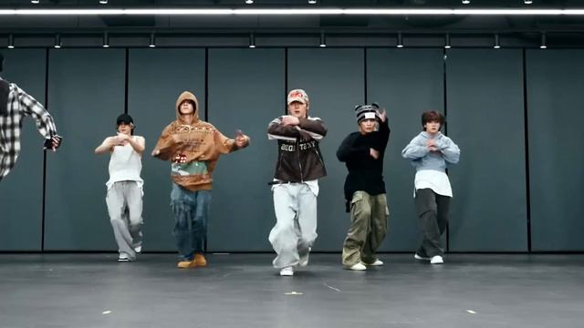 WayV - 'On My Youth' Dance Practice Mirrored [4K]