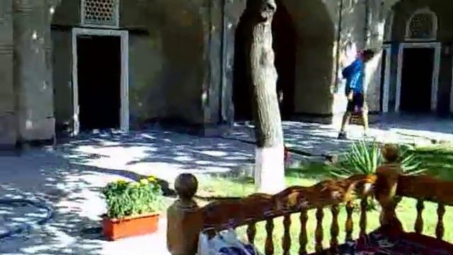 Медресе Абуль-Касым, мастерские художников, Ташкент 28.08.2015г. 1167 смотреть онлайн