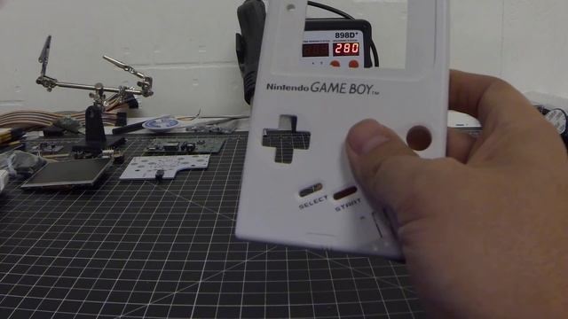 GameBoyPi3 Step 2 Case Mod Explain смотреть онлайн