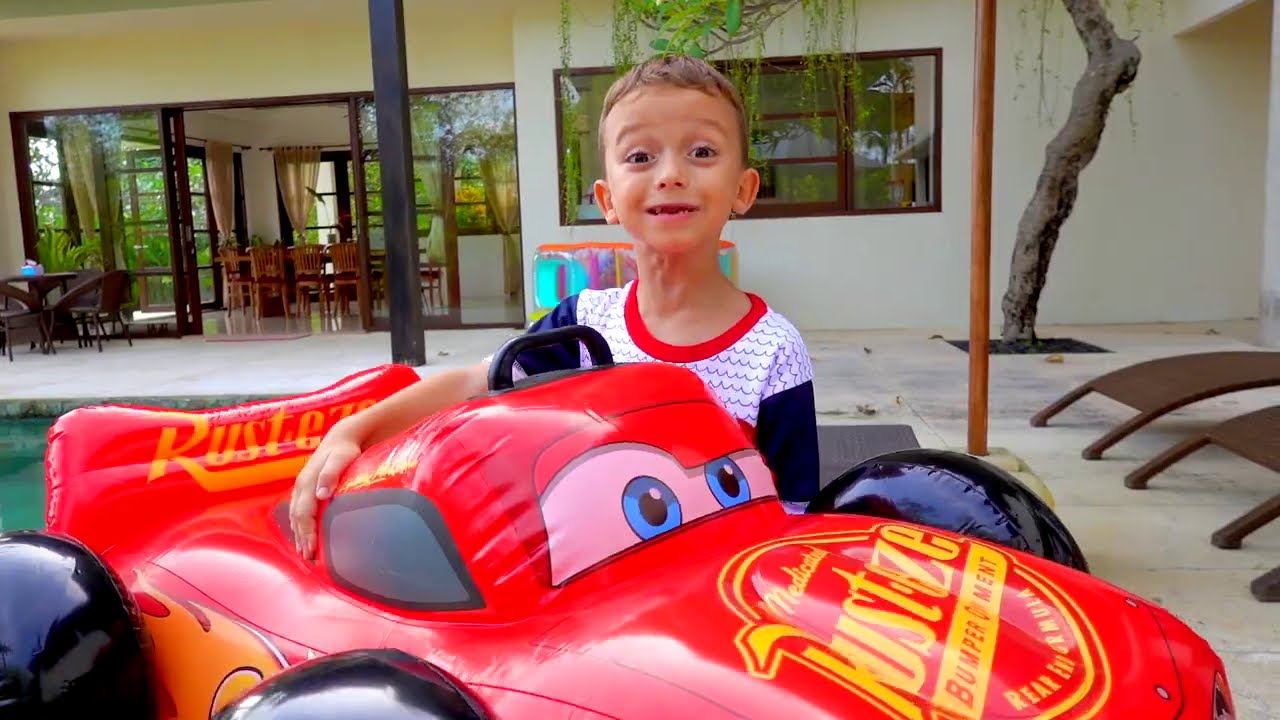 Марк не играет и вредничает смотреть онлайн