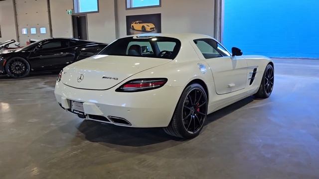 Mercedes Benz SLS Walkaround Cars and Bids смотреть онлайн