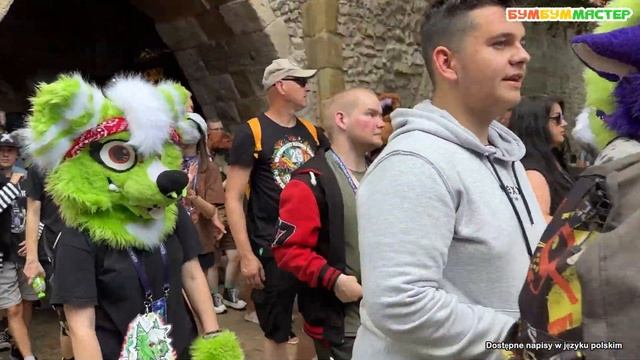 Фурволк в Кракове. Krakowski Fursuit Walk 2023. Фурри прогулка 2023. KFW 2023.