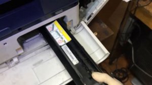 Как достать картридж из принтера Xerox B1022/B1025  Replacе Toner Cartridge .