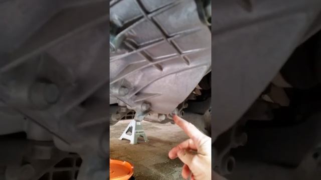 Hyundai i20 manual transmission fluid change смотреть онлайн