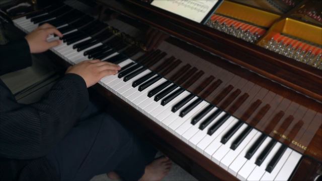 Gymnopédie no.1 | Erik Satie смотреть онлайн
