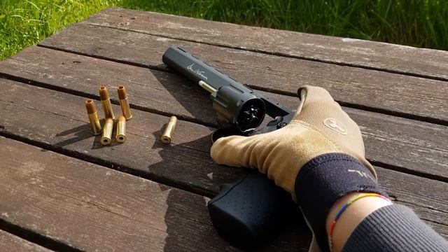 Dan Wesson 8" Co2 Revolver (3Joule) #ASG смотреть онлайн