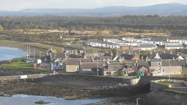 Lossiemouth beach Panasonic v380 zoom test смотреть онлайн