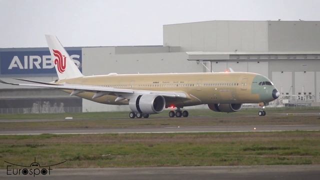 [AIRBUS A350] Compilation, Airbus factory Toulouse Blagnac Airport (Mar 2023) смотреть онлайн