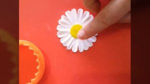 МК Ромашка из мастики. Без специальной вырубки. За 5 минут