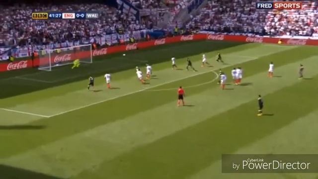 Гол Бейла со штрафного смотреть онлайн