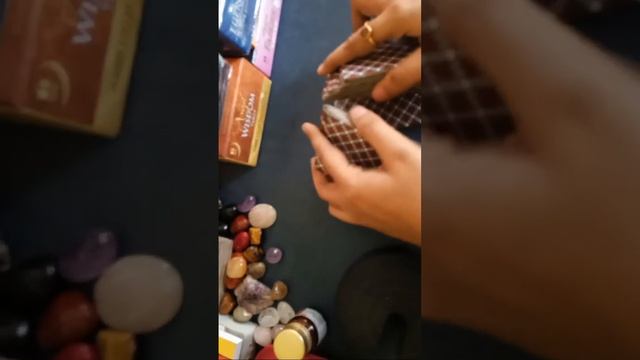 PICK A PILE & SHORT DETAILED TAROT ORACLE LIVE READING смотреть онлайн
