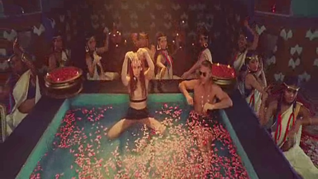 Major Lazer & DJ Snake - Lean On (feat. MØ) (Official Music Video) смотреть онлайн