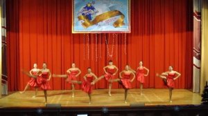 Французский танец под прикольную песню