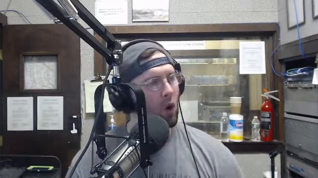 The Brady Farkas Show 2/16/22 смотреть онлайн