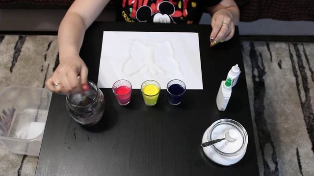 Рисуем солью бабочку. смотреть онлайн