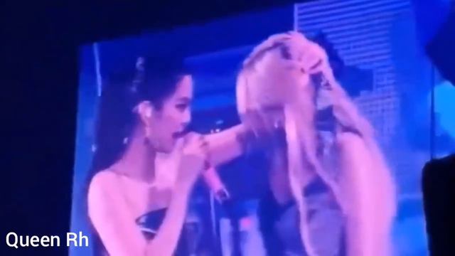 Chaennie Jennie & ROSÉ Jealous ? (Psycho) смотреть онлайн