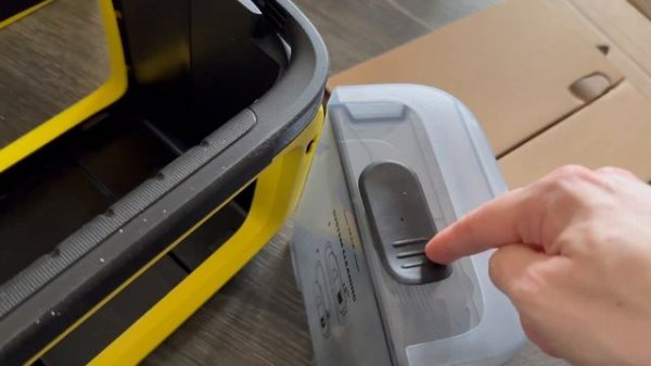 Kärcher SE 3-18 Compact Battery SPRAY EXTRACTION CLEANER