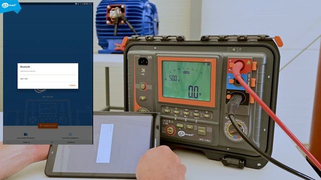 Pomiar rezystancji izolacji Sonel MIC-15k1 z wykorzystaniem aplikacji mobilnej Sonel MIC Mobile. ? смотреть онлайн