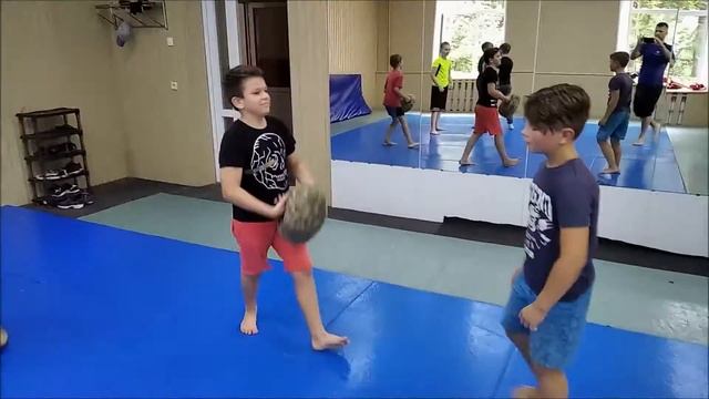 krav kids тренировка смотреть онлайн