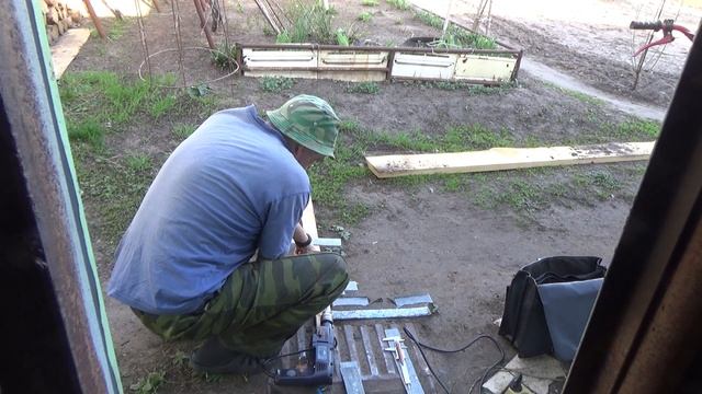 Самодельная антенна .Траверса из дерева для DVB T2 дальность приёма 70км часть 2 смотреть онлайн