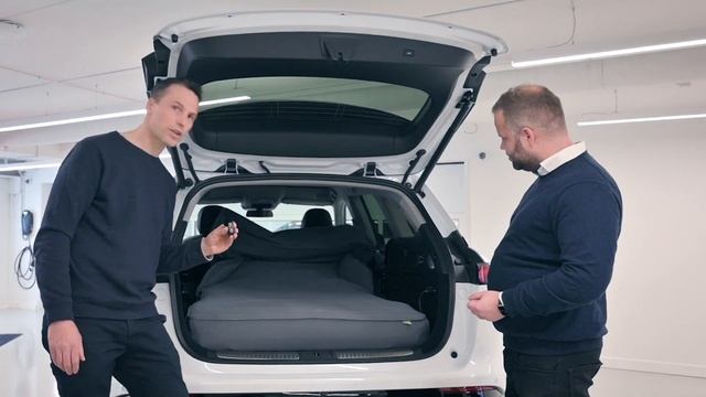 Vi har testet Xpeng G9 "sleeping kit" смотреть онлайн