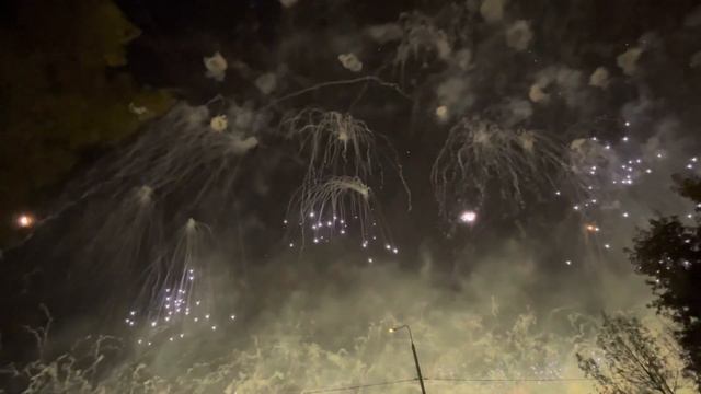 Братеевский каскадный парк Салют (Часть 3) смотреть онлайн