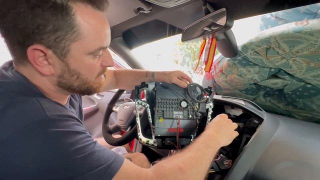 Pantalla tesla para el Focus!!! Tapizamos el volante!!!??? смотреть онлайн